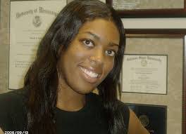 Amber Drummond's Instagram, Twitter & Facebook