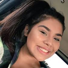 Alyssa Pennington's Instagram, Twitter & Facebook