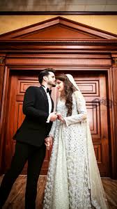 Pin By Arooj On Captivating Wedding Dresses Lace Beautiful Bride Formal Dresses