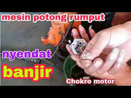 Pembakaran yang baik akan menghasilkan warna busi yang merah bata pada penggunaan jangka panjang atau transparan ketika baru dibersihkan pada waktu penyetelan. Cara Membersihkan Karburator Mesin Potong Rumput Youtube