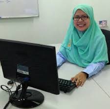 Saya seorang isteri, berusia 24 tahun dan baru berkahwin bulan julai 2014 yang lalu. Tumpang Kereta Suami Orang Berduaan Big No Semua Semua Semuanya