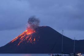 Gempa bumi yang sering terjadi di indonesia biasanya merupakan gempa bumi tektonik dan gempa bumi vulkanik. Ri Tak Punya Sistem Peringatan Dini Tsunami Gempa Vulkanik Republika Online