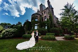 Lvl weddings & events shannon kirsten photography. The Van Dusen Mansion Wedding Reception Photos Ultra Wide Angle Bride Groom On The Front Lawn Michael Anderson Photography