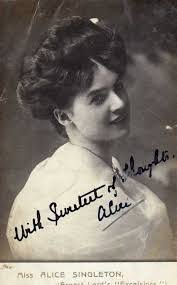 Agnes Singleton's Instagram, Twitter & Facebook