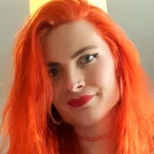 Hazel Cronin (hazzzzzel)