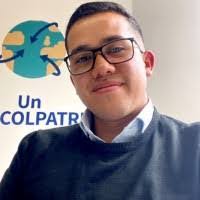 Esteban Reza's Instagram, Twitter & Facebook