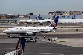 Maybe you would like to learn more about one of these? Newark Airport United Airlines Flight Skids Off Runway Bloomberg