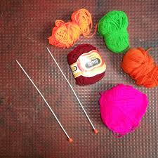 Mar 07, 2021 · turn the sweater to the right side, and check the site of the snag. How To Fix A Hole Or Snag In Knit Sweaters Feltmagnet