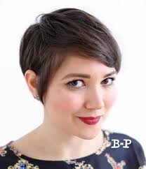 Short straight haircut with side bangs for round faces. Hairstyles For Thin Straight Hair And Round Face Nonbinary