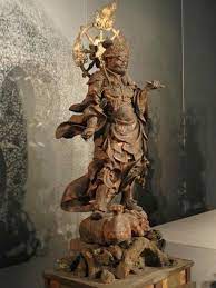 pin by maha mayuri on t 東京国立博物館 四天王 greek statue statue lion sculpture