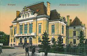 Patrimoniul muzeului este format din piese etnografice reprezentând arhitectura populară, ocupatiile. Facebook