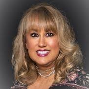 Alice Redwine's Instagram, Twitter & Facebook