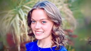 Illinois student wins Cardinal Newman Society scholarship; chooses  University of Mary's nursing program