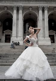 Panina dresses wedding should be your choice when you consider the type of wedding dress for her wedding. Pnina Tornai