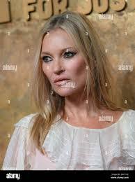 Isha Walker's Instagram, Twitter & Facebook