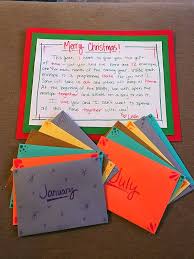 It's basically an amalgam of anything on the list, along with a smattering of your squeeze's favorite dvds, cds, couture candy and a gift card or two. Diy Christmas Gift Ideas For Boyfriend Diy Cuteness