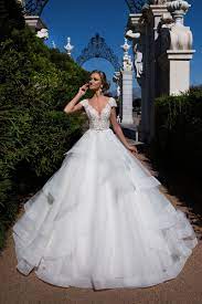 Wedding Dresses Evening Dresses Children S Dresses Rental Services Gaun Pesta Perkawinan Gaun Perkawinan Gaun Pengantin Pantai