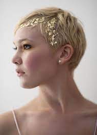 Find the perfect wedding hair combs & clips to accessorize on your big day. 25 Wedding Hairstyles For Short Hair Really Short Hair Short Wedding Hair Short Bridal Hair