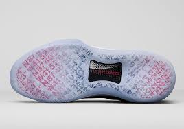 Air Jordan 32 Low Win Like Mike Collection Honors Unc And Chicago Sneakernews Com Air Jordans Jordans Like Mike