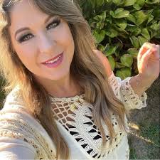 Seeds for swap: parsley, oregano, dill, rosemary, lavender, thyme, sage,  mint, chives, bay, chamomile, echinacea, wild lettuce, basil, mustard  plant, turmeric, loofah, ginger, allheal, St. John's wort, dandelion,  cilantro, yarrow, elecampane