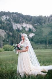 Modest Wedding Dress With Flutter Sleeves From Alta Moda Modest Bridal Gowns Modest Wedding Dresses Modest Bridal Gowns Modest Wedding Gowns