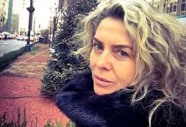 La actriz de 54 años compartió cómo sucedieron los hechos en una columna que escribió para el diario el tiempo. Margarita Rosa De Francisco Asi Respondio A Insultos La Fm