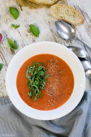 Frische Tomatensuppe Nach Jamie Oliver Rezept Tomatensuppe Tomaten Suppe Frische Tomatensuppe
