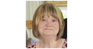 Jennifer Grenier's Instagram, Twitter & Facebook