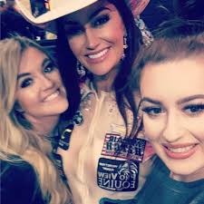 Fallon Taylor & Babyflo