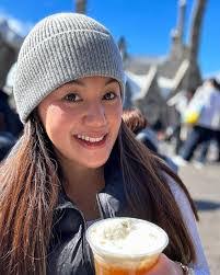 Alex Sy's Instagram, Twitter & Facebook