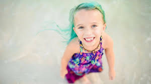 There are even dangerous chemicals in permanent hair dye that can cause damage to your child's hair. Is It Really Safe For Children To Dye Their Hair Everymum