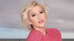 But as much as the people love her. The Real Reason Savannah Chrisley Got A Pixie Cut