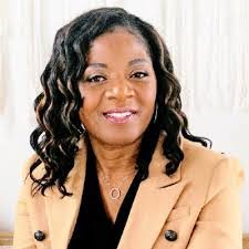 Geralyn Trujillo's Instagram, Twitter & Facebook