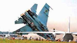 閲覧注意】ウクライナ航空ショー墜落事故は検索してはいけない！映像がグロすぎてヤバい！ | トレトピマガジン