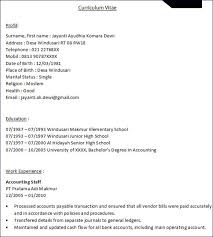 Contoh cv lamaran kerja dilengkapi dengan pengertian cv, cara membuat curriculum vitae makanya membuat cv (curriculum vitae) harus rapi dan menarik. 27 Contoh Cv Lamaran Kerja Kreatif Menarik Unik
