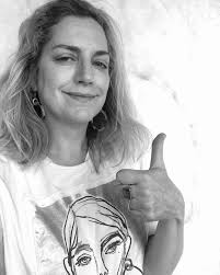 It's my birthday!!!!! 49 today! Getting older is beautiful. I've had a  tough year in terms of family and my own health. But a brilliant year in  terms of friends (I love