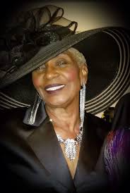 Hello everyone ! Wanted to share my beautiful Luna Lovegood for this  Halloween 🪄