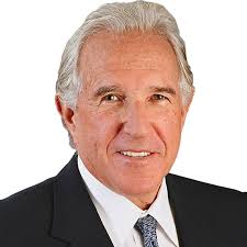 Stanley Weiss, executive who founded group monitoring defense spending,  dies at 94