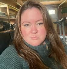 Beth Marie Anderson (@bethmariemusic) • Instagram photos and videos