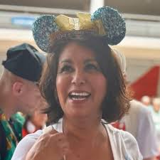 Good evening community, this is Dr. Martinrex Kedziora, Superintendent of  the Moreno Valley Unified School District. I wanted to let you know that  today we were made aware of two threats within