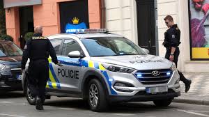 Oficiální profil policie české republiky. Policie Se Reorganizuje Vznikne Novy Narodni Kriminalni Urad S Analytickym Pracovistem Hospodarske Noviny Ihned Cz