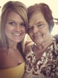 Sarah Pilger's Instagram, Twitter & Facebook