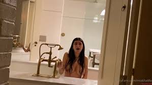 Mia Khalifa After Walk Taking A Bath Fully Nude With Her Tits Out Leaked  Onlyfans Stream - SheeshFans
