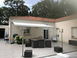 Stores Bannes Coffre Kuba Stores Exterieurs Stores Moderne