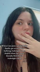 Ella Roscoe's Instagram, Twitter & Facebook