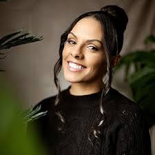 Amazon.ca: Elspeth Jackson: books, biography, latest update