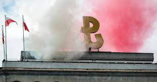 13 października 2010 album uzyskał status złotej płyty w polsce. Godzina W O Ktorej Godzinie 1 Sierpnia Wiadomosci