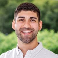 Amy Savarese's Instagram, Twitter & Facebook