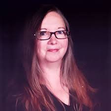 Deborah Purdy's Instagram, Twitter & Facebook