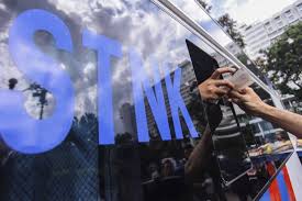 Caranya mungkin hampir sama dengan bayar pasport lewat atm. Warga Jawa Barat Kini Bisa Membayar Pajak Kendaraan Lewat E Commerce E Commerce Katadata Co Id